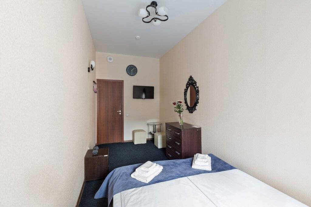 Фото Мини-отеля Номера на Гончарной Санкт-Петербург 199